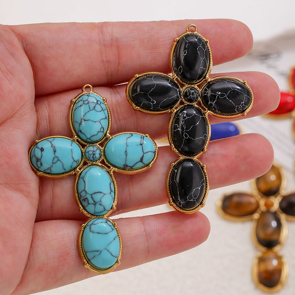 Vintage Fashion Nova - Stainless Steel Charms Vintage Large Cross
