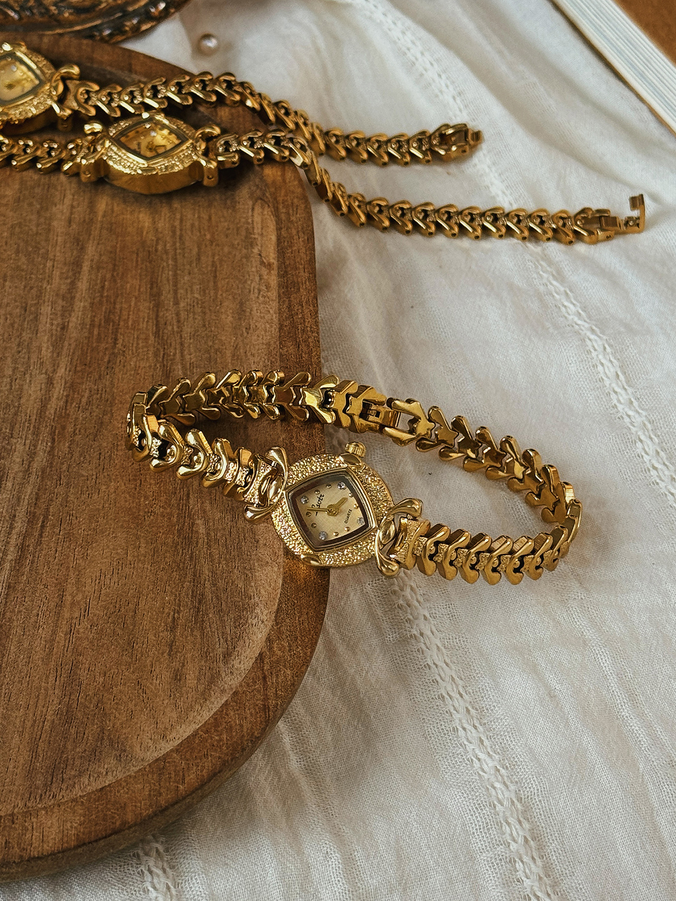 Vintage Fashion Watches - 1 Piece of New French-Style Gold