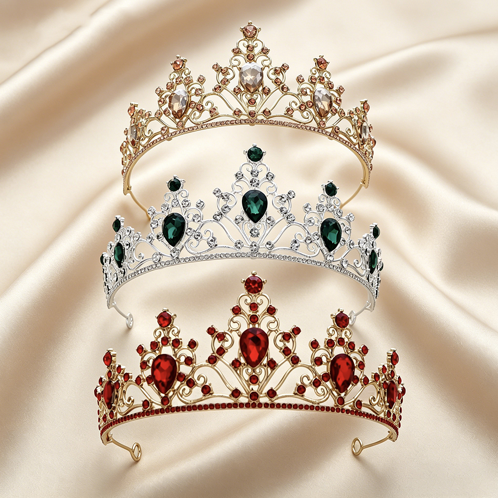 Vintage Fashion Accessories - Vintage Baroque Sparkling Rhinestone Bridal Tiara