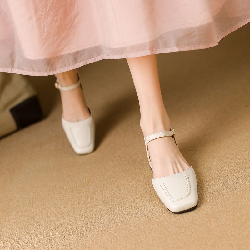 REAVE CAT 2025 Female Sandals  - Vintage Fashion Plus Size 评论和价格