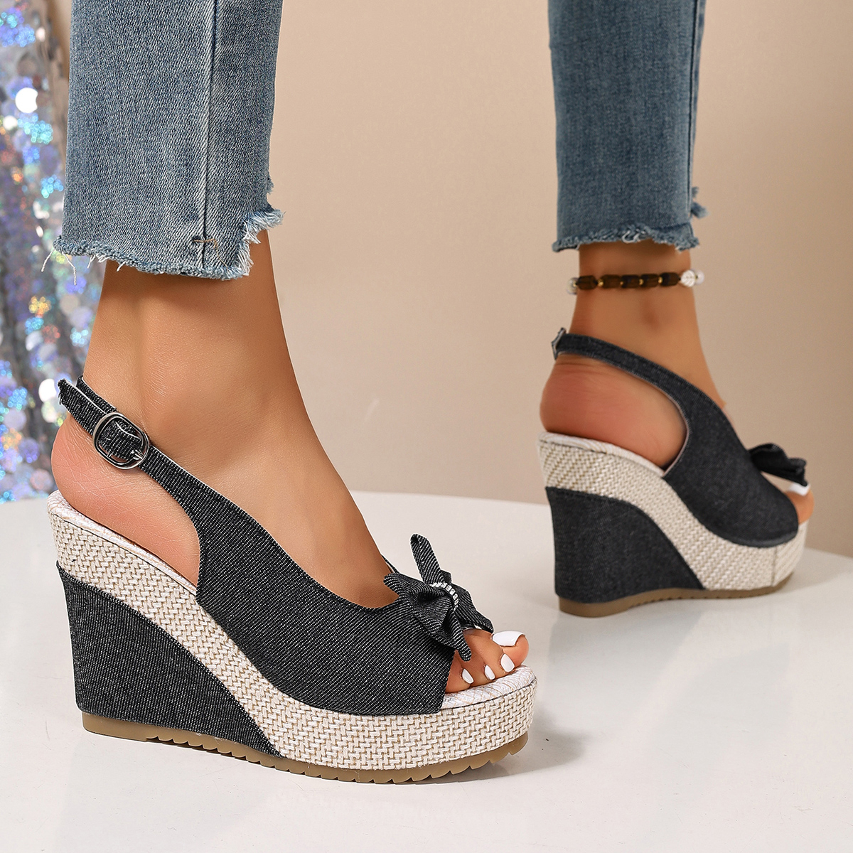 Vintage Rivet Decor Wedge Sand - Vintage Fashion Plus Size 评论和价格