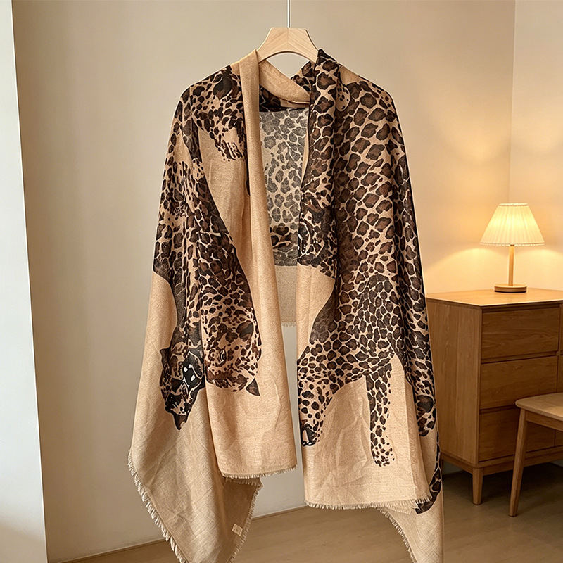 Vintage Leopard Print Hijab an - Vintage Fashion For Women 评论和价格