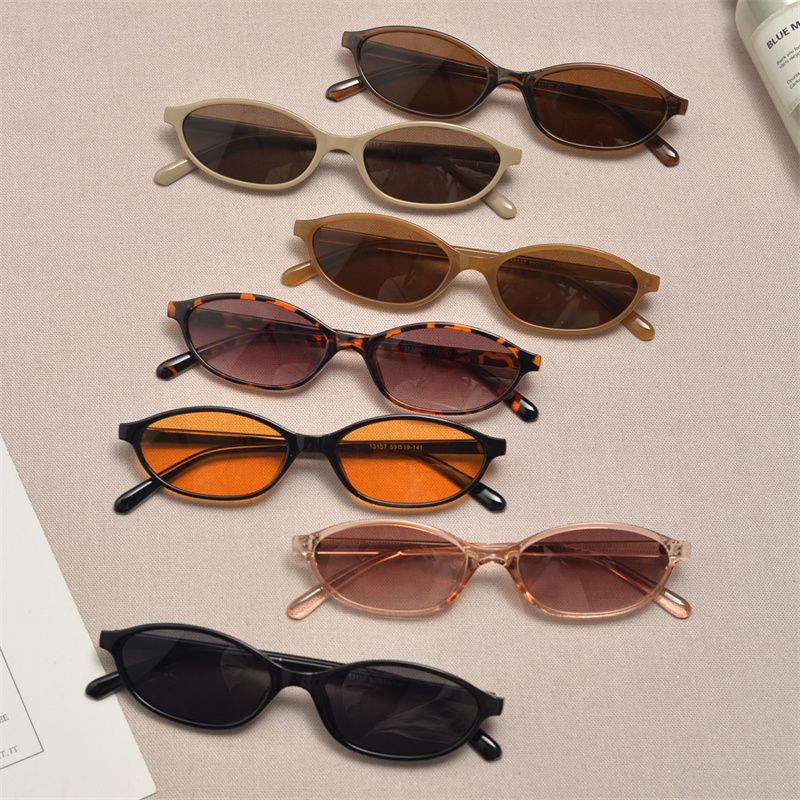 Vintage Small Cat Eye Sunglass - Vintage Fashion Images 评论和价格
