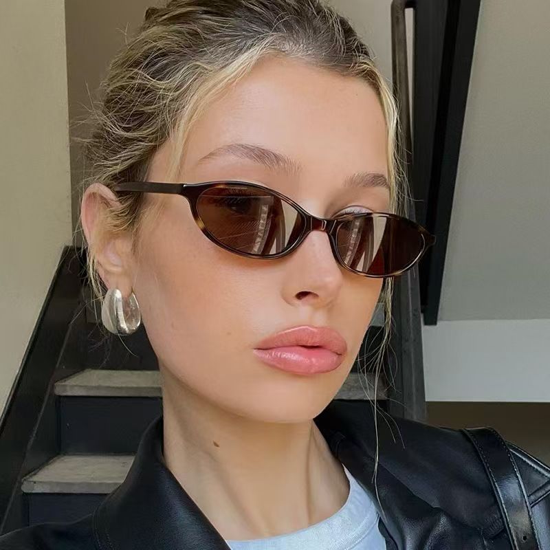 Vintage Small Cat Eye Sunglass - Vintage Fashion Images 评论和价格