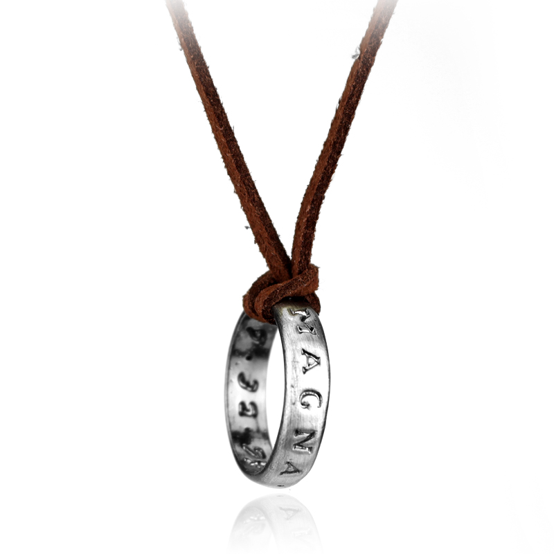 Game Anime Leather Chain Ring  - Vintage Fashion Accessories 评论和价格