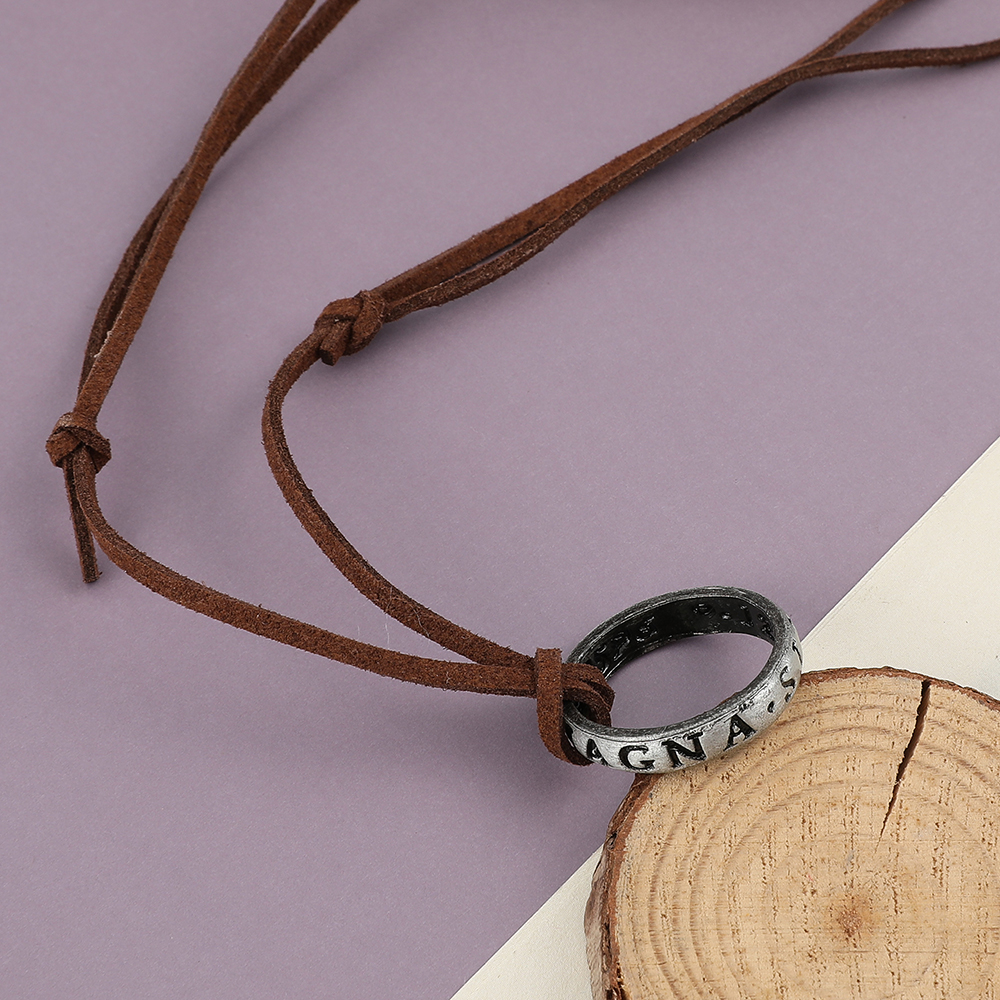 Game Anime Leather Chain Ring  - Vintage Fashion Accessories 评论和价格