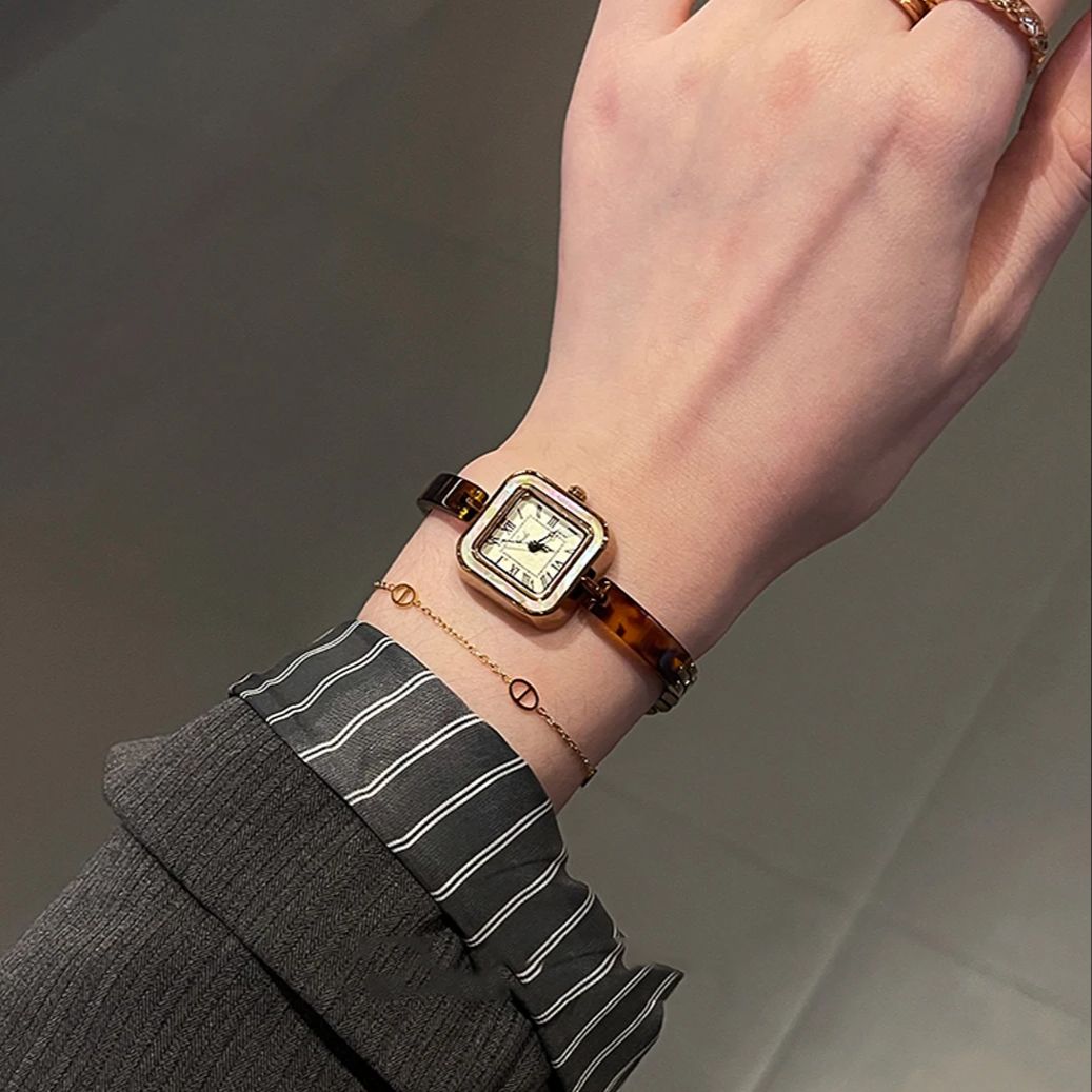 Luxury Vintage Women's Watches - Vintage Fashion Watches 评论和价格