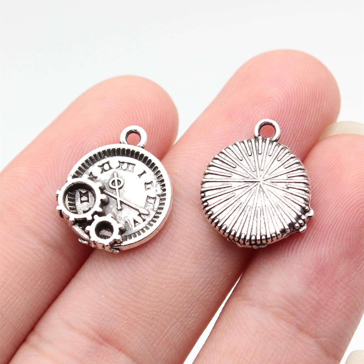 WYSIWYG 10pcs 16x14mm 2 Colors - Vintage Fashion Nova 评论和价格