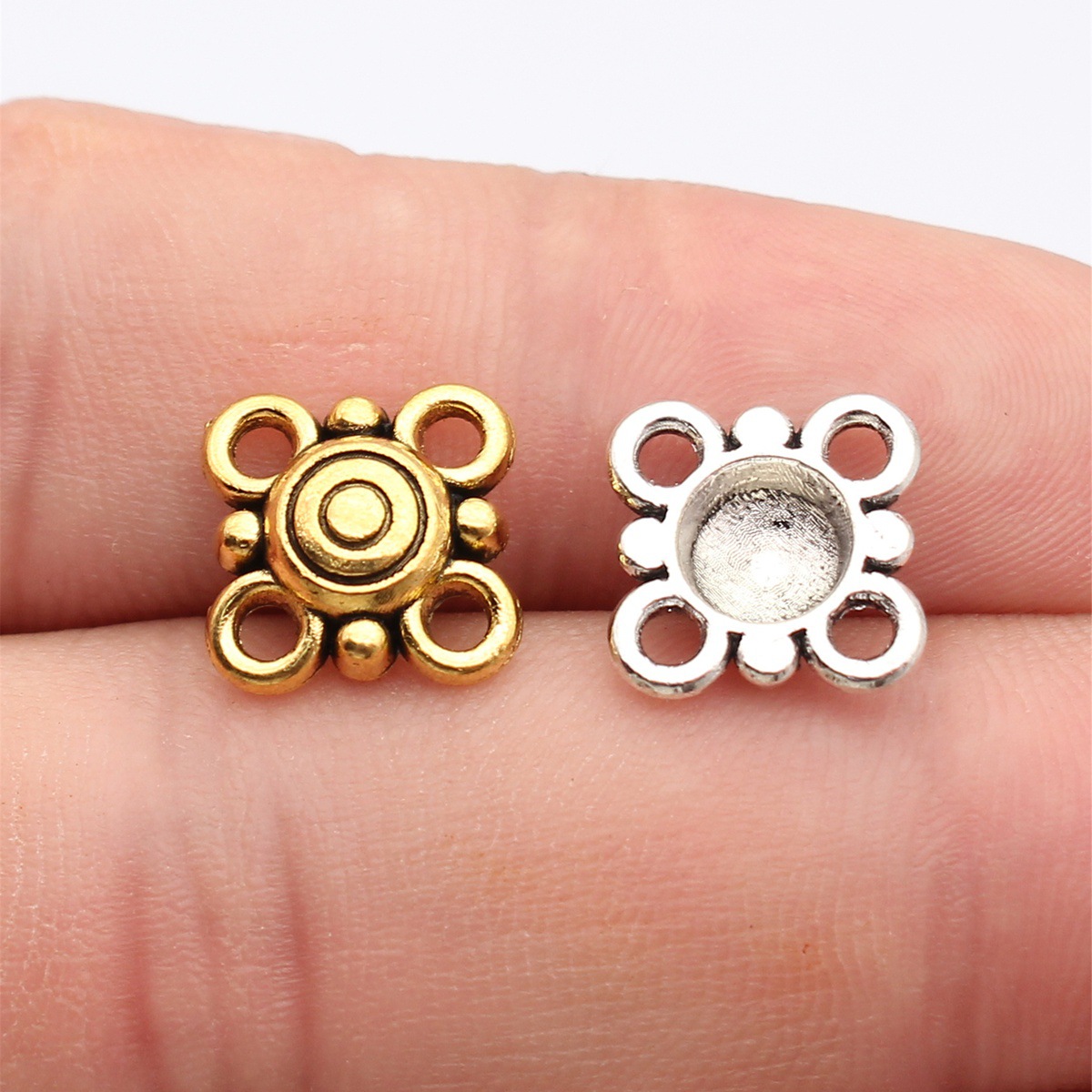 WYSIWYG 20pcs 15x15mm Antique  - Vintage Fashion Nova 评论和价格