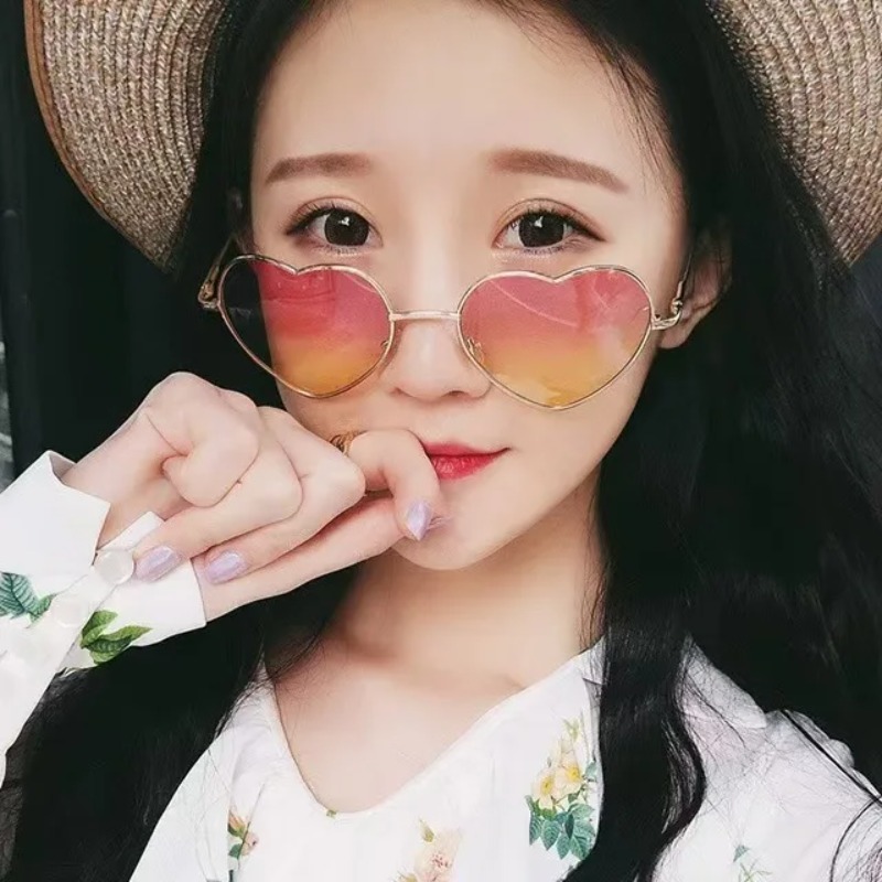 Fashion Heart Shaped Metal Sun - Vintage Fashion Images 评论和价格