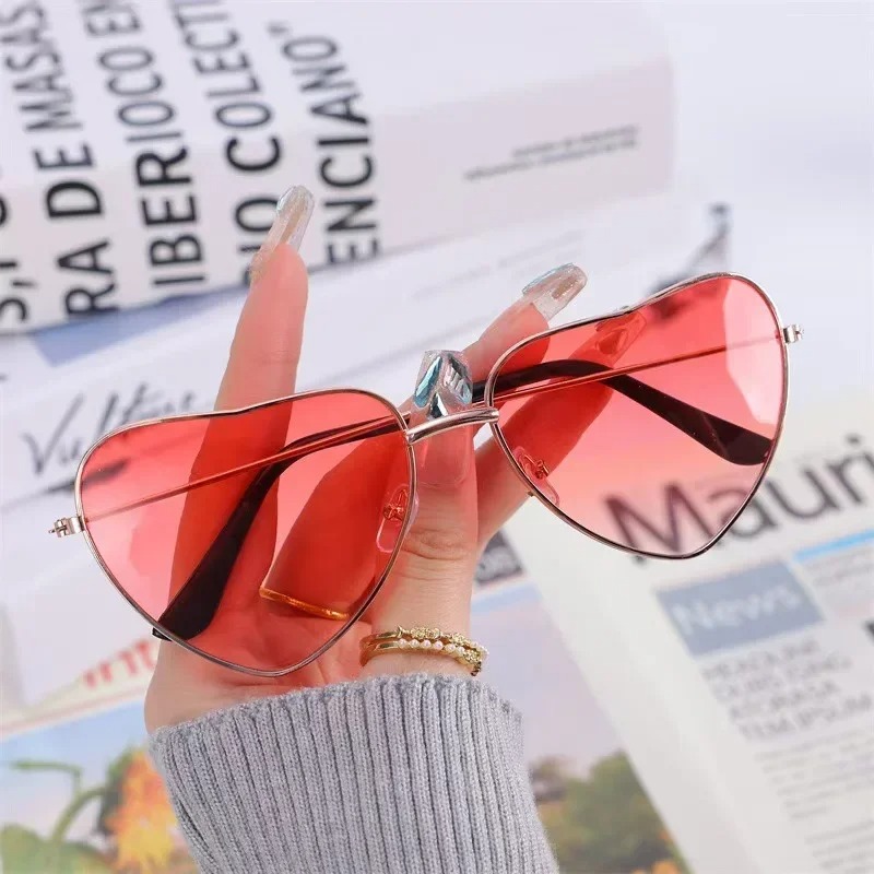 Fashion Heart Shaped Metal Sun - Vintage Fashion Images 评论和价格