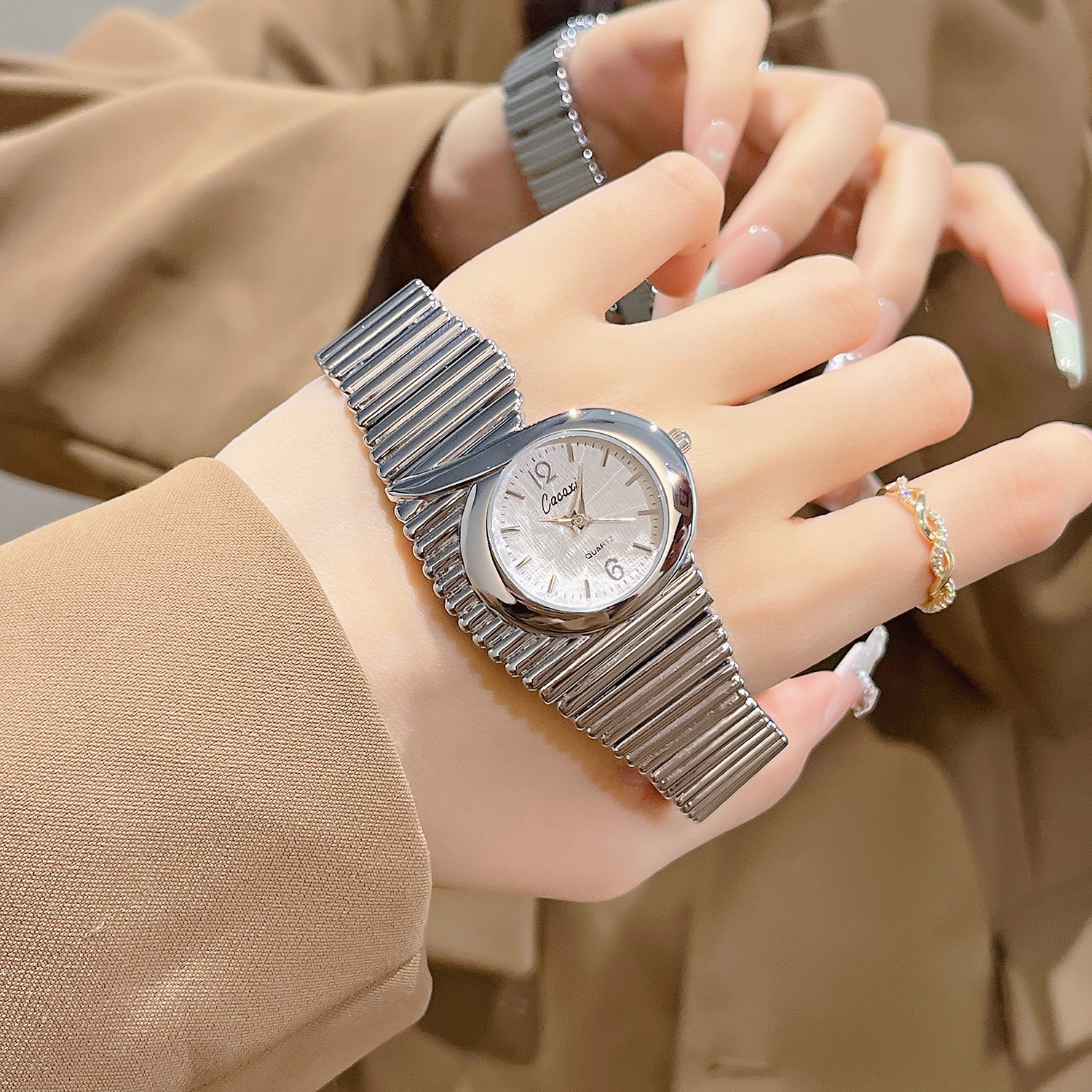 CQ527 Vintage Shaped Quartz Wa - Vintage Fashion Watches 评论和价格