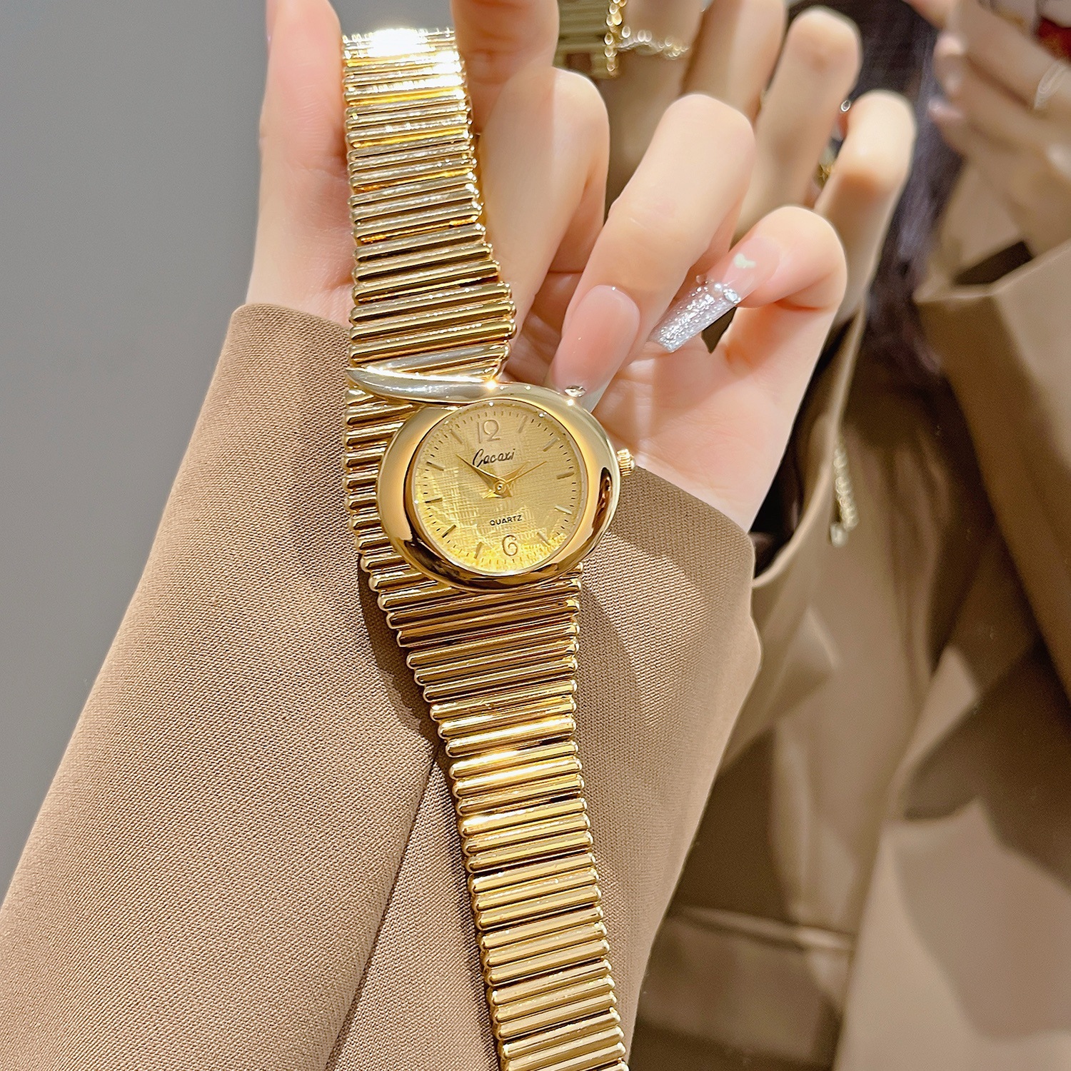 CQ527 Vintage Shaped Quartz Wa - Vintage Fashion Watches 评论和价格