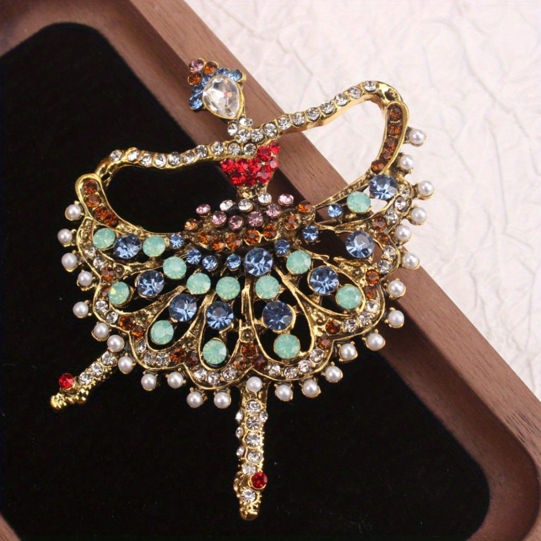 Vintage Gold-Tone Ballet Dance - Vintage Fashion Enthusiasts 评论和价格