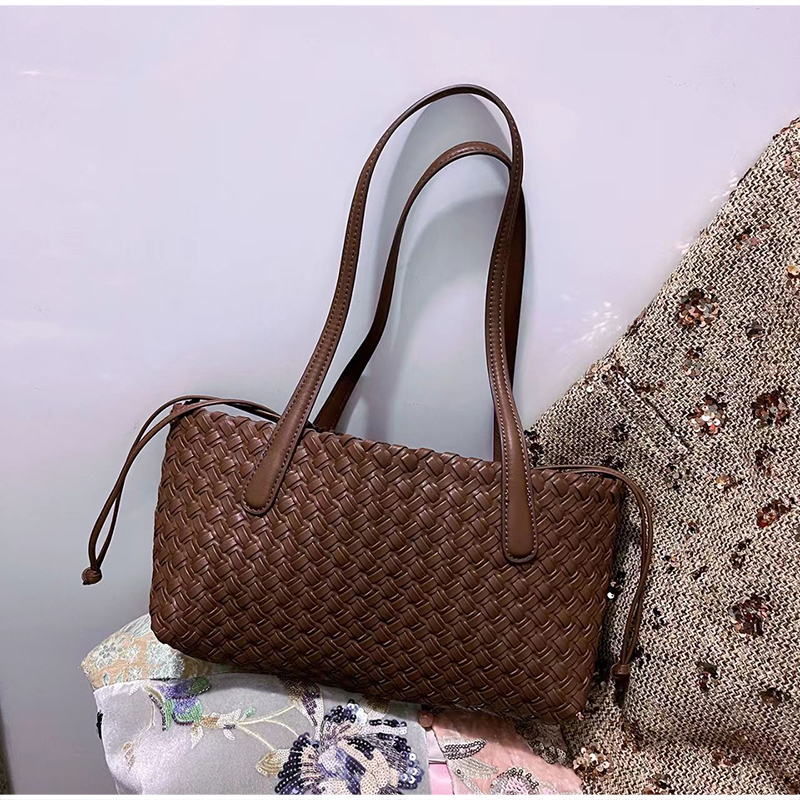 Hollow Woven Crossbody Shoulde - Vintage Fashion Market 评论和价格
